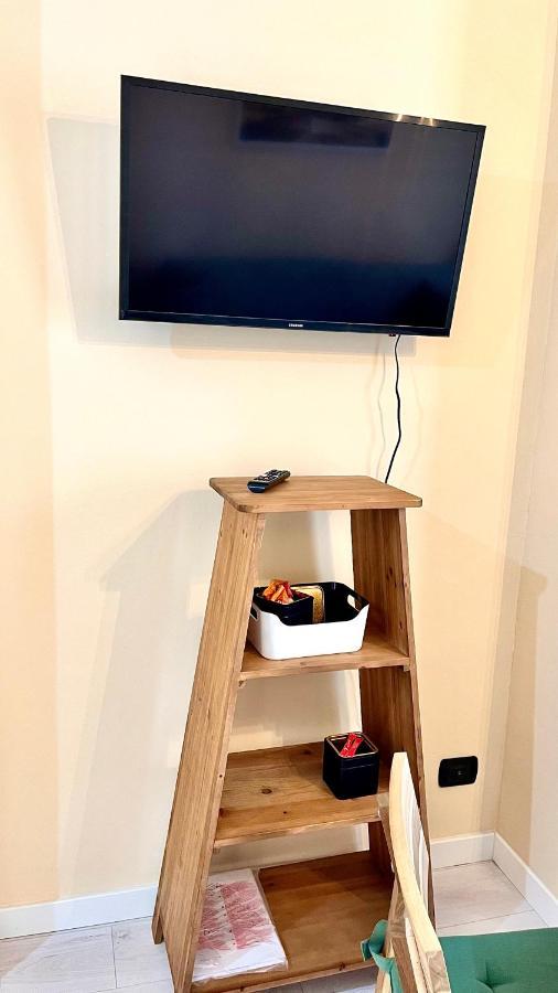 New Apartment, Near Metro Monte Grappa Turin Ngoại thất bức ảnh
